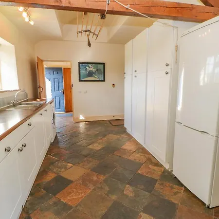בית נופש Rainbow Cottage, Kirkby Stephen